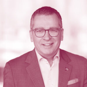 Mario Girard, lauréat de la reconnaissance Les diplômés de l’année – Personnalités remarquées ULaval 2025