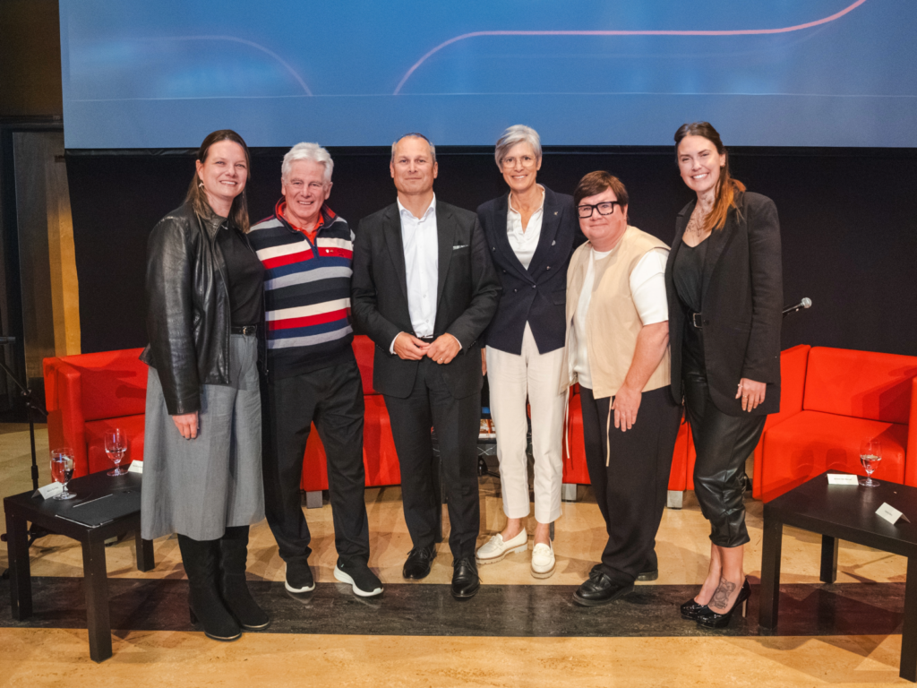 Marie-Eve Roy, Gaston Déry, Denis Dubois, Sophie D’Amour, Allison Van Rassel et Marilie Cormier Gaudet.